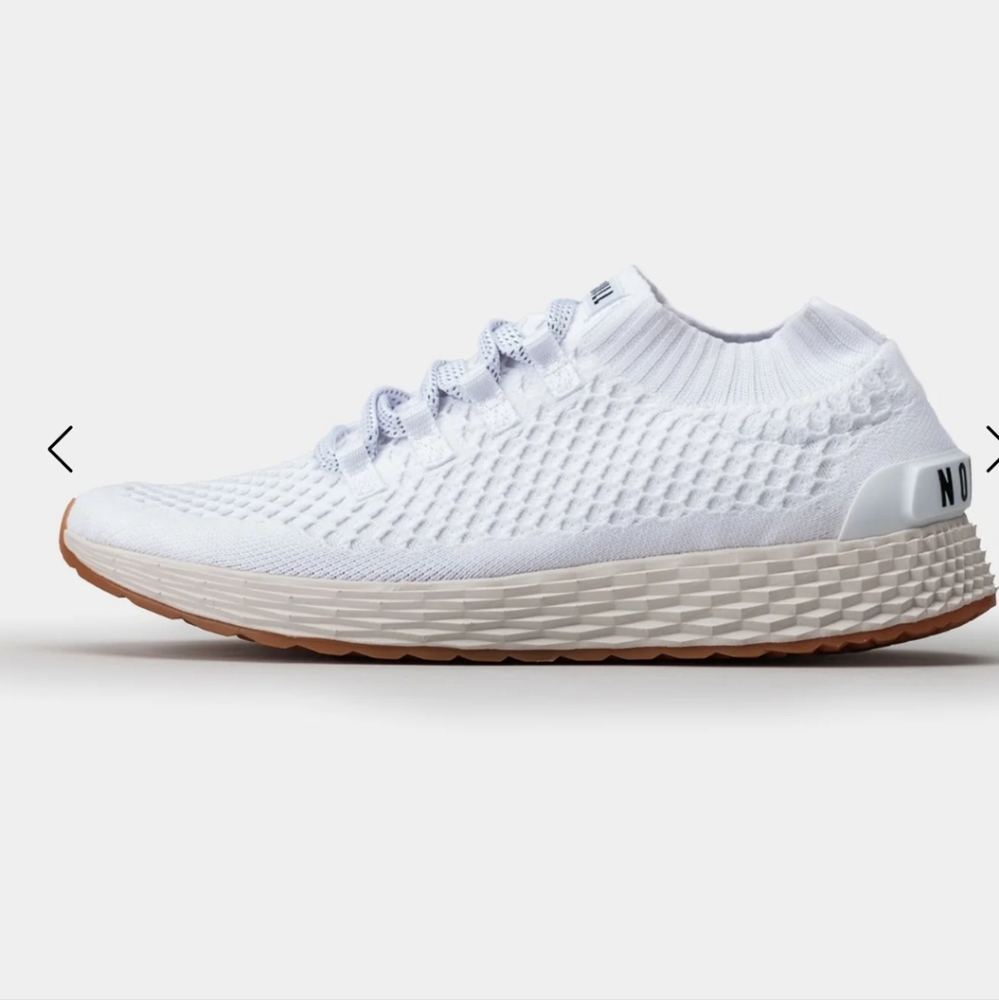 NOBULL Men's White Ivory Knit Runner Size 9 Unisex W 10.5 NWOT